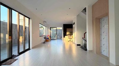 The way in is you want to stay. Villa 8 x 20 meters open Space, 4 small garden bedrooms