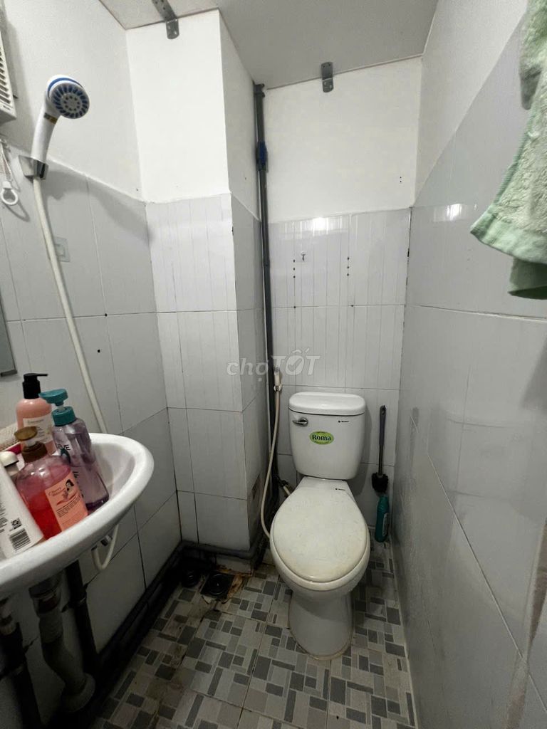 [pass] Hoàng Sa Hotel -- 3rd District --
