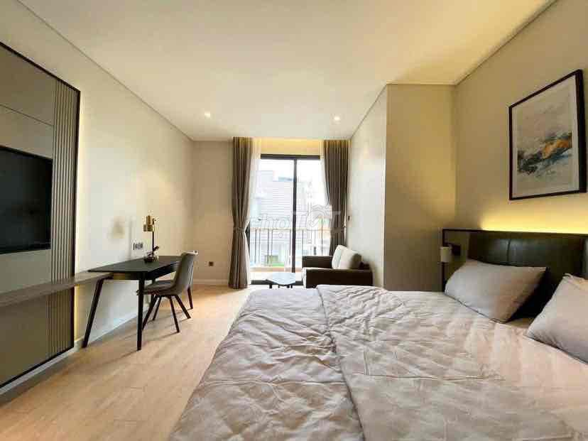 The new studio apartment is etown Cộng Hoà.