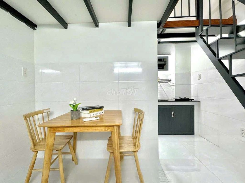 Full interior, with guard, mid-Jerm