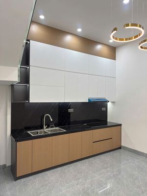 Need to rent an alley building 1017/4 A Lạc Long Quân-7* 11 Q.Tân Bình