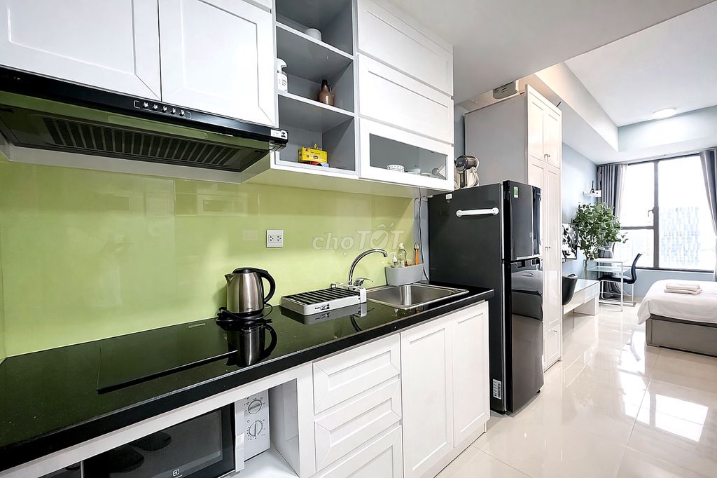 Rents for Studio River Gate District 4, 30 meters, furniture, 15 million.