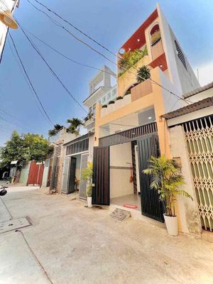 Rent a house right here. ABN New Funky area 4 x 23 meters 1 .1 .1 .1 .1 .1 4 floor bedroom 4 . Full interior toilet