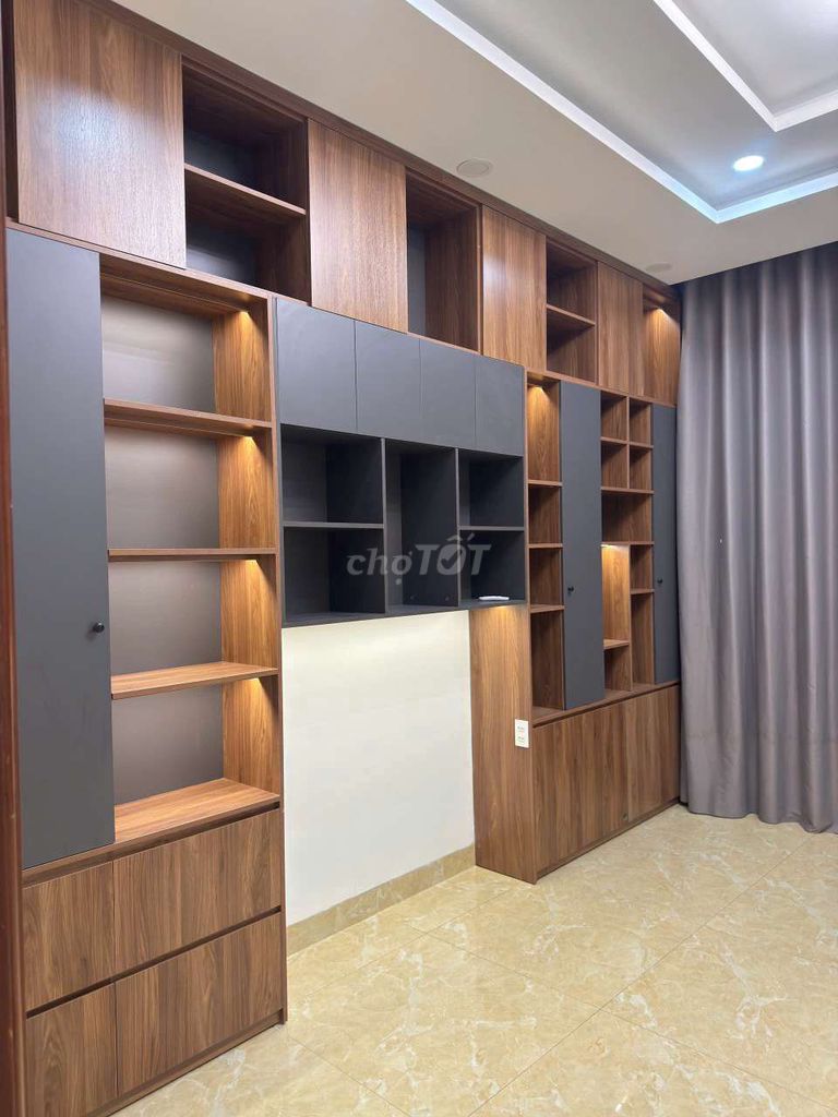 New 4 x 15 3 4th floor bedroom 5 toilets