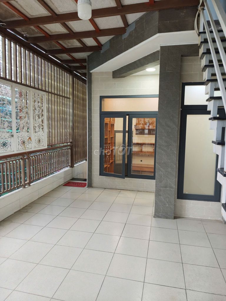 Let's rent the whole root - Thống Nhất - Gò Vấp (65 m2)
