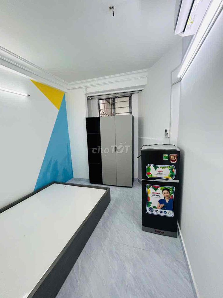Two bedrooms, full interior right here.