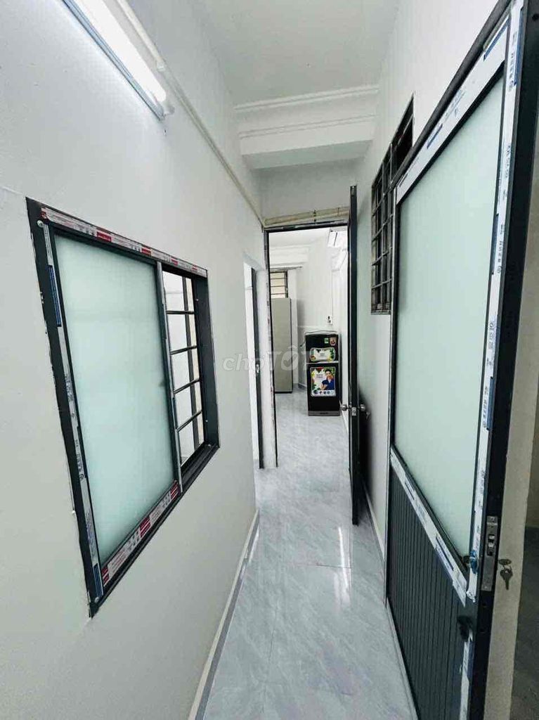 Two bedrooms, full interior right here.