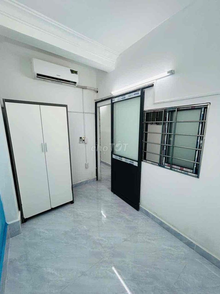 Two bedrooms, full interior right here.