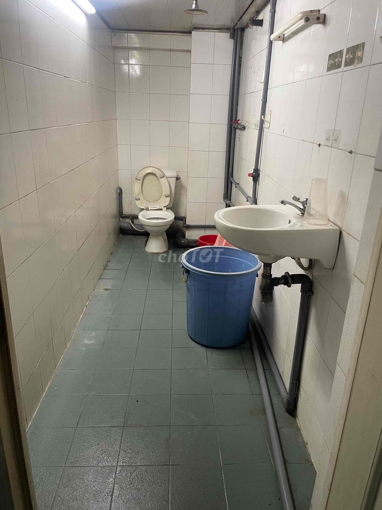 Rent an apartment/ mini building 130 meters 2 Nguyễn Trãi.