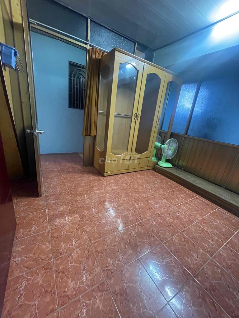 Rent an apartment/ mini building 130 meters 2 Nguyễn Trãi.