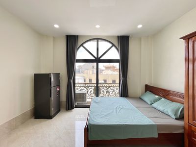 30 M2 balcony at the Royal Highness Market, 4 7 good and united