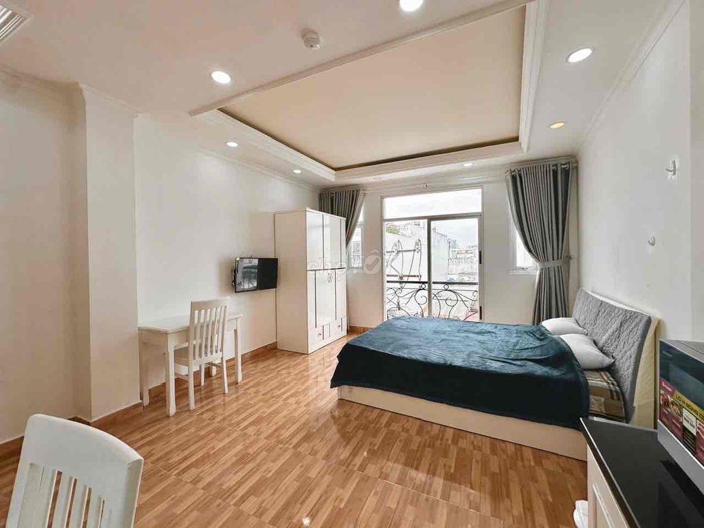 Rent room  cmt8 district 10 near the University of Science, uh full interior with elevators