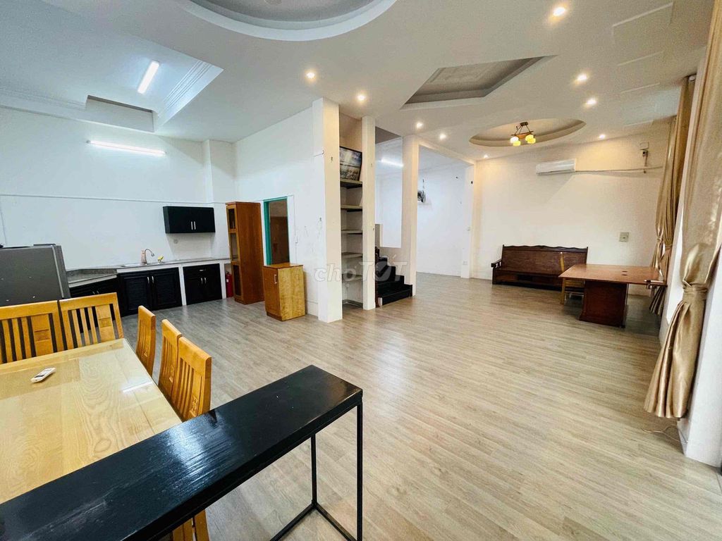 Rent the original residence of the Old Second District Continental Field