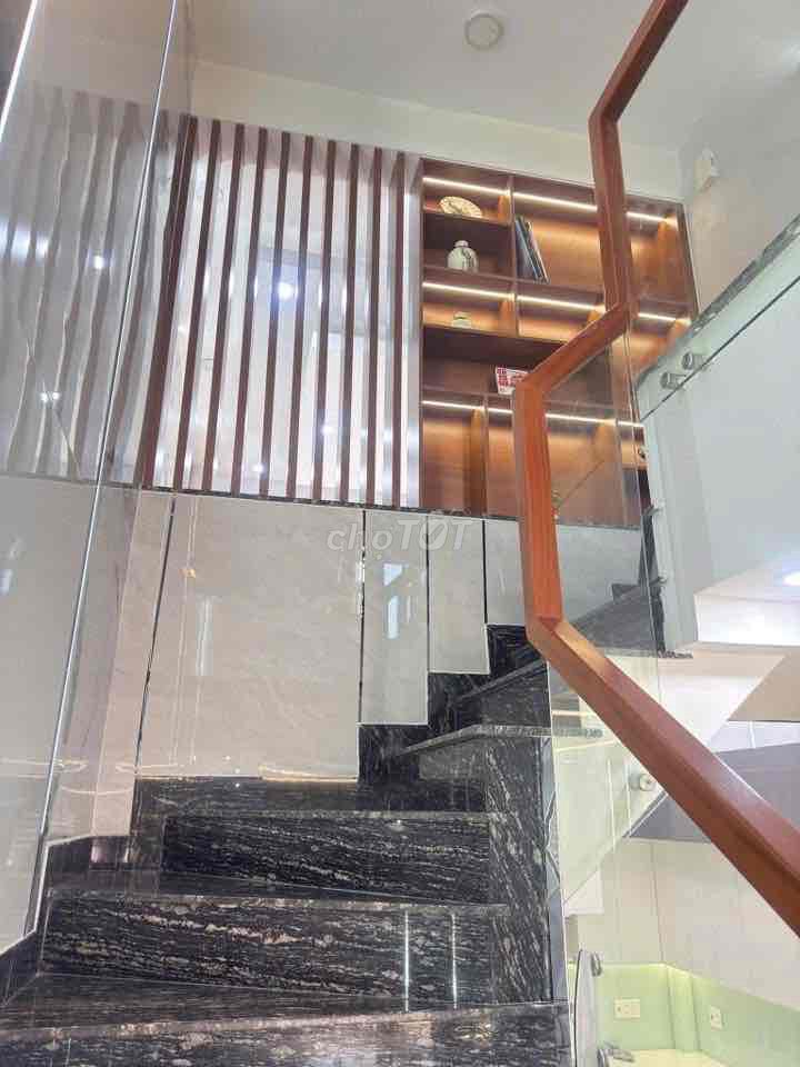 Nice rent, interior. 1 Earth, 3 times, price: 15 million