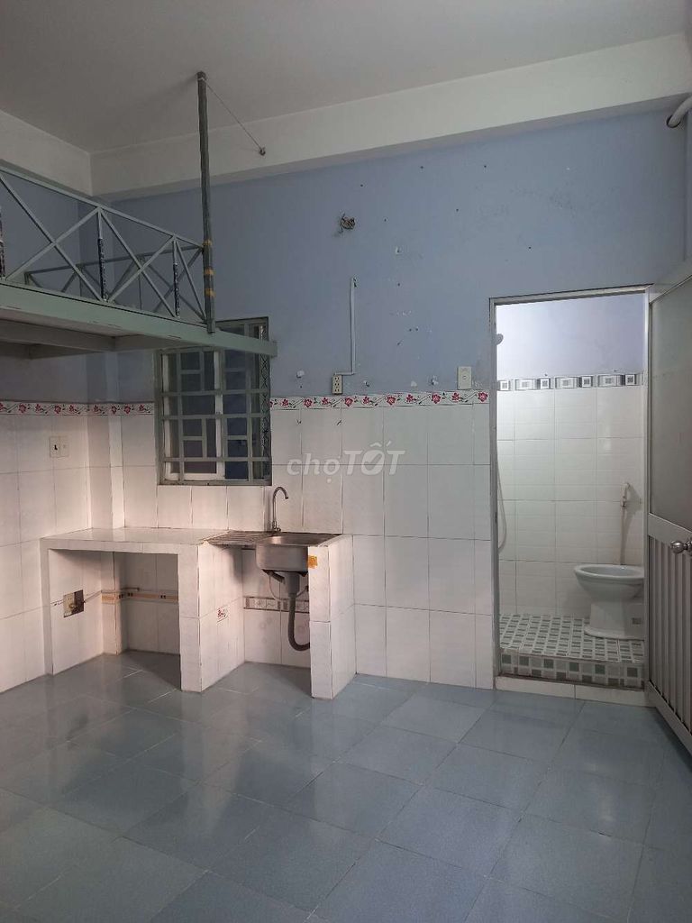 The District 4 Underprivileged Desk Room
