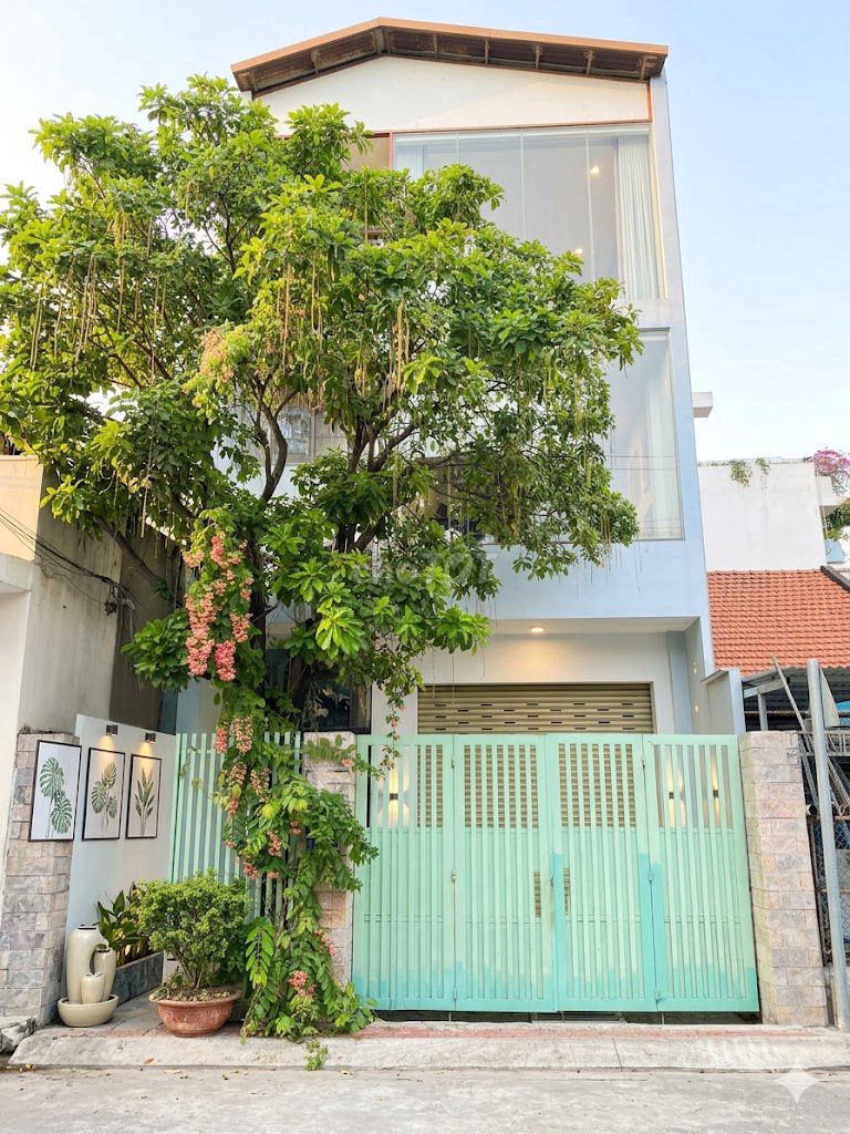 Rent 3 floors 90 meters 2 số 9 Hiệp Bình Phước -25 million