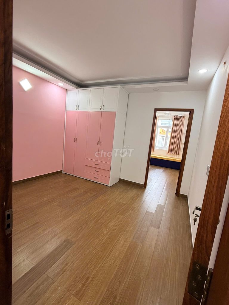 Rent the hxt house, sleeping car in Nguyễn Văn Trỗi at 35 million