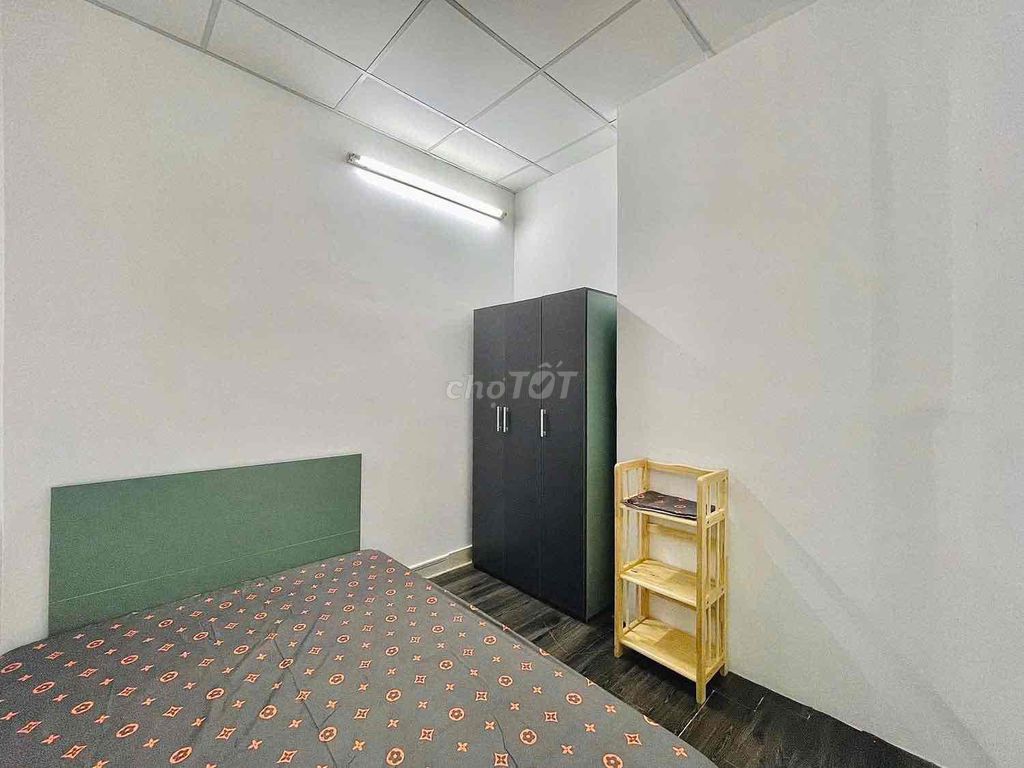 Rent a two-stimelve service apartment - a big 50-foot-bm-bt interior.