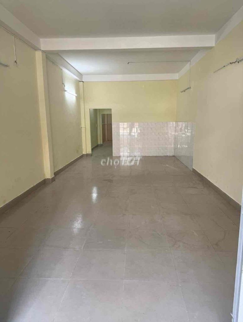 Renting one house near Tô Hiệu, Tân Phú-4 x 20-3 floors - 18 million