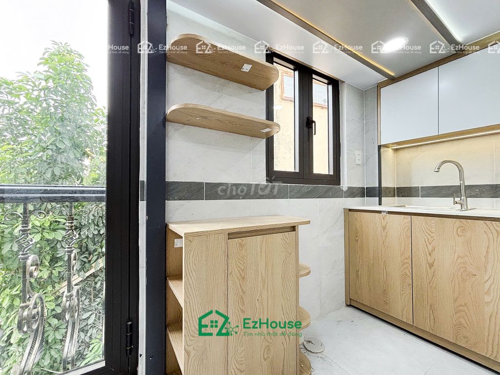 Free October rent for guests. Right there - new project is 100 percent new.
