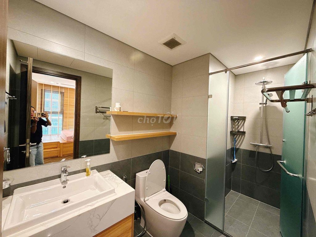 Rent two bedrooms. 80 meters, full luxry in Beverly.