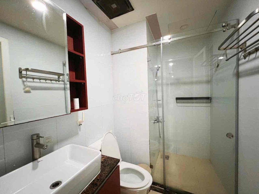 Rent the Orchard Garden apartment 3 bedroom 2 110 m2 toilets near the gd park