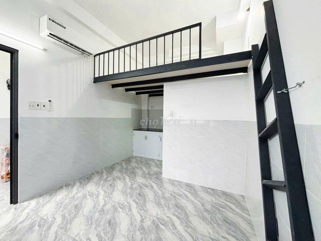 Renting a cheap Gò Vấp hotel room, that's only 3 million to 4 million.