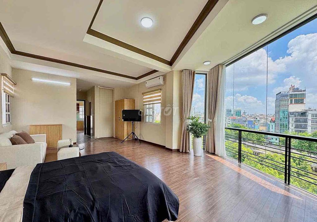The balcony is very open - Hoàng Sa District 3 - Full interior, beautiful view