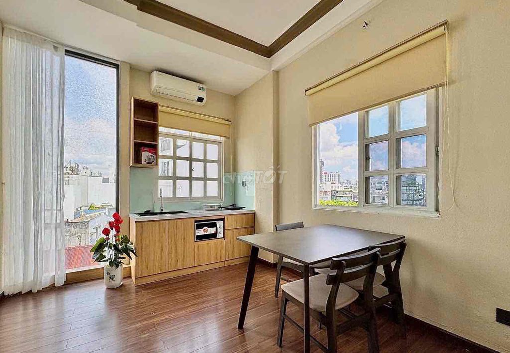 The balcony is very open - Hoàng Sa District 3 - Full interior, beautiful view