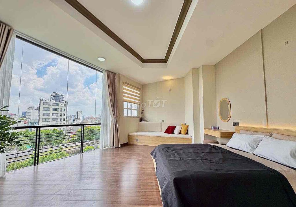The balcony is very open - Hoàng Sa District 3 - Full interior, beautiful view