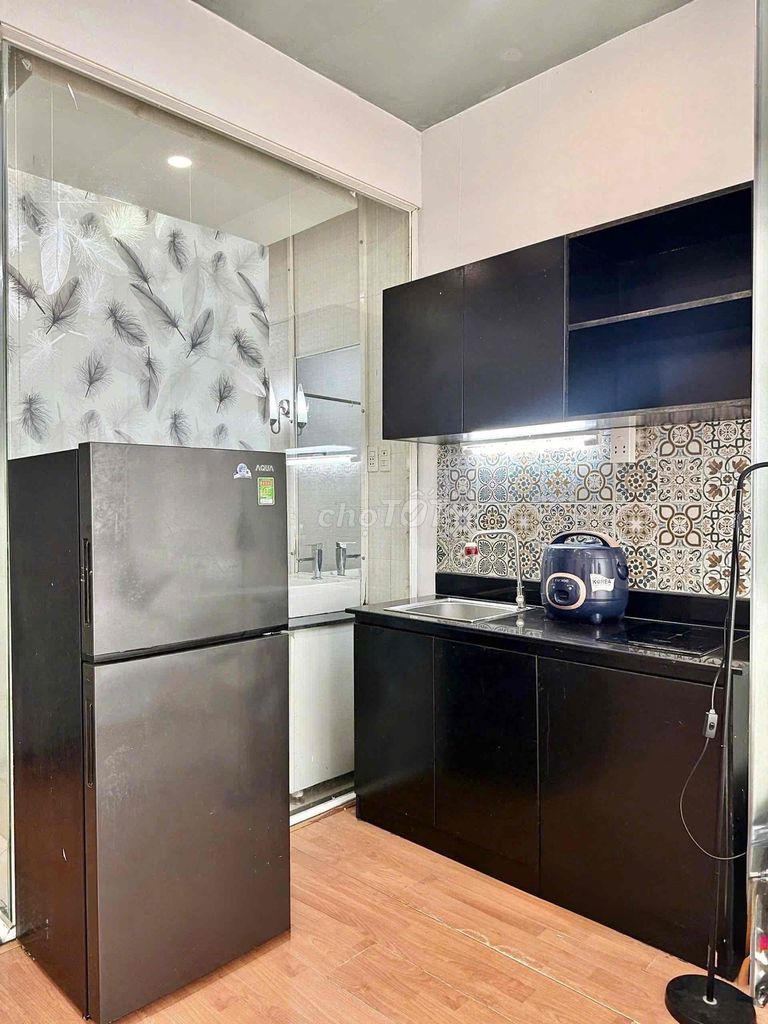 Hot apartment. A full bedroom with Ký Con luxury balcony.