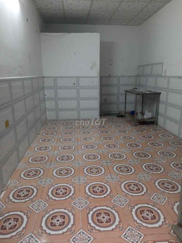 Rent a room on Hà Đặc.