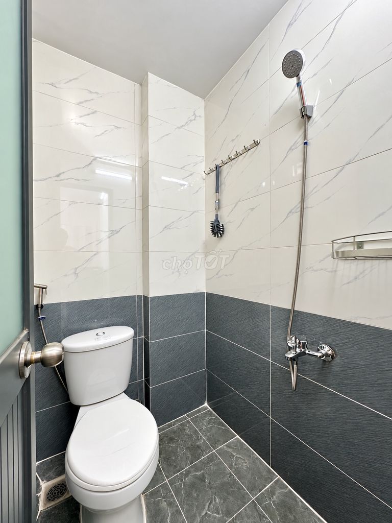 Renting room - 4.2 million a month - a month.