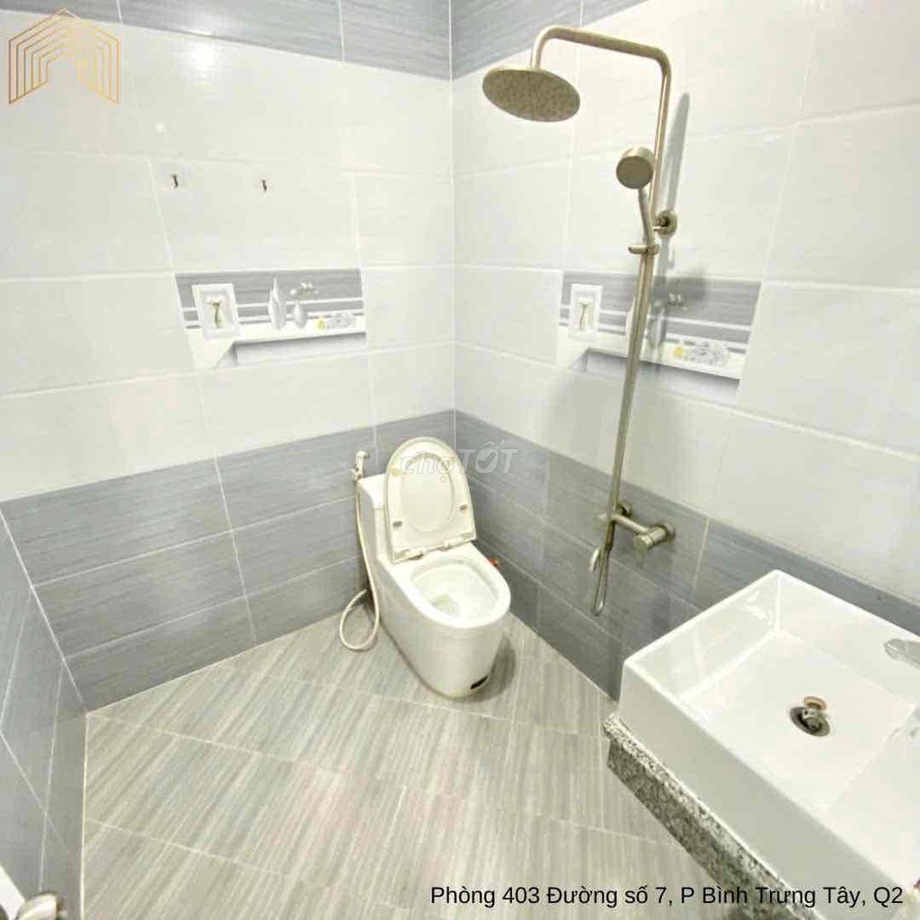 Room 4 million. Full interior with elevators at Nguyễn Thị Định.