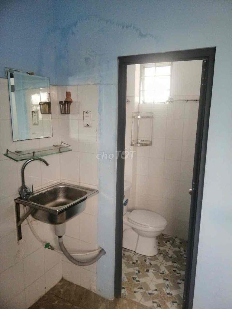 Ten-dollar county rental house.