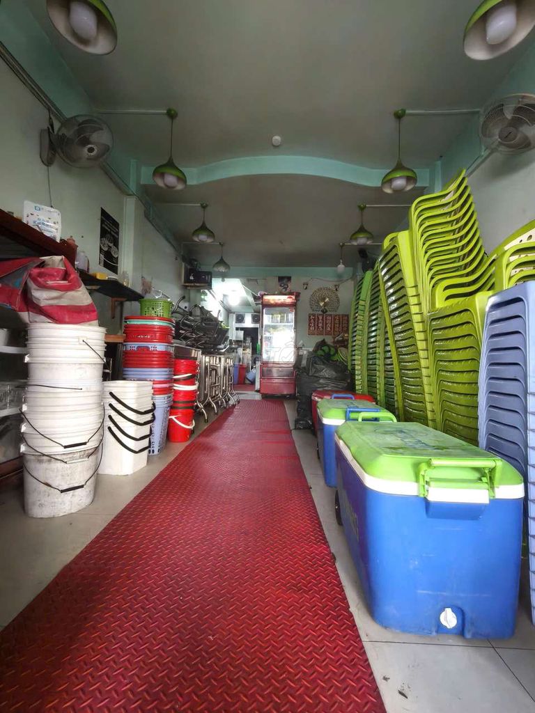 13 rooms in front of Nguyễn Chí Thanh.