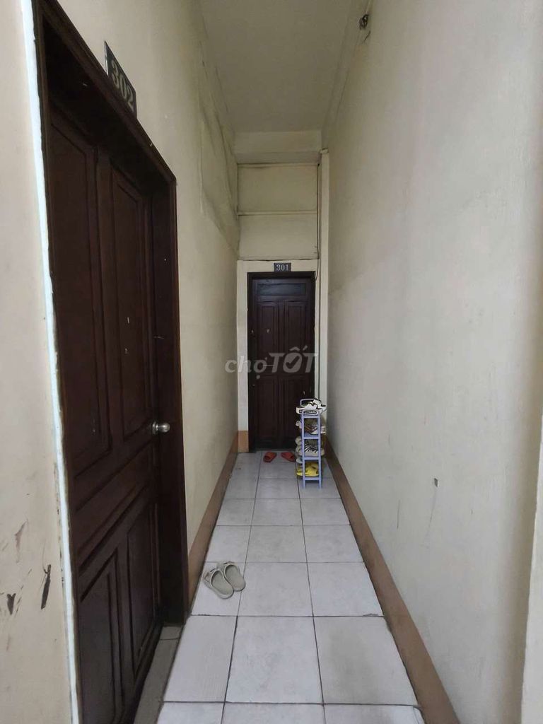13 rooms in front of Nguyễn Chí Thanh.
