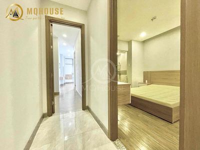 Two bedrooms, two balconys, private washing windows, the airport.