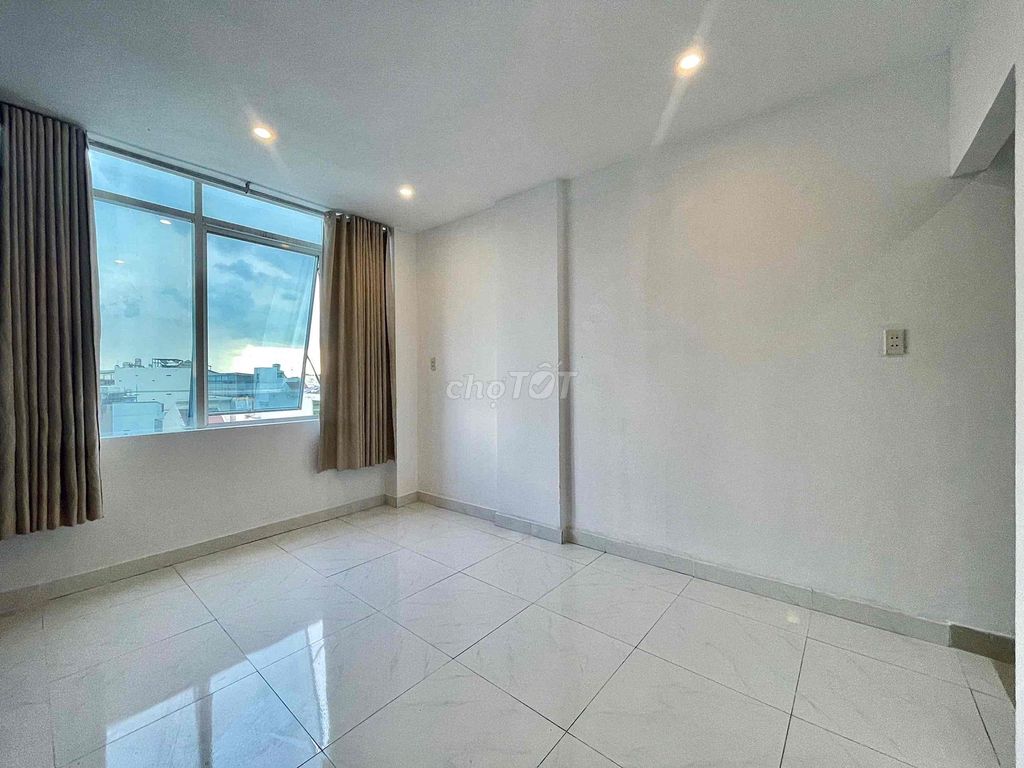 We'll rent out a bedroom, separate a window from Lê Văn Thọ Gò Vấp.
