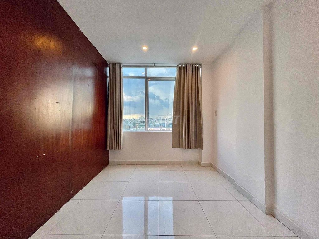 We'll rent out a bedroom, separate a window from Lê Văn Thọ Gò Vấp.