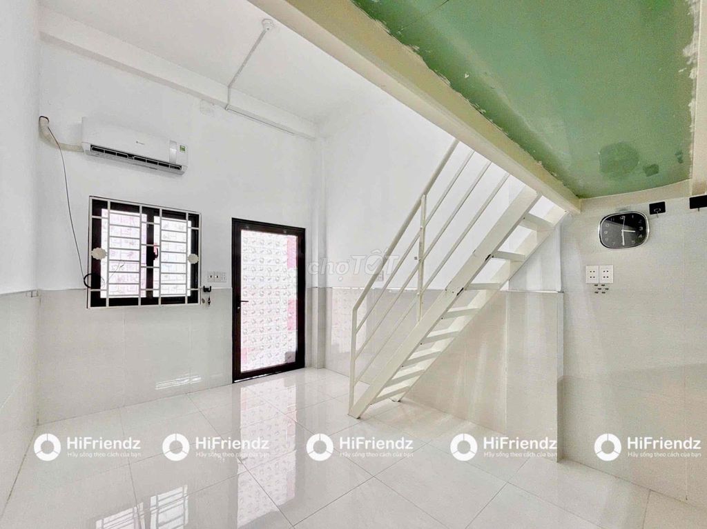 Rent a room with 40 M2 - bancol in four.