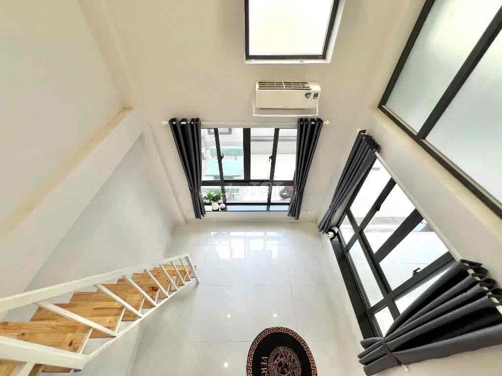 Opening a series of balconys - super hessv prices right at seven.
