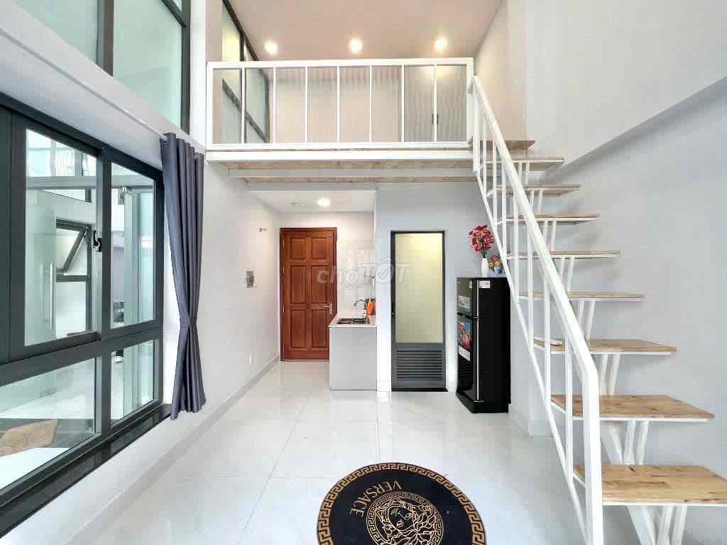 Opening a series of balconys - super hessv prices right at seven.