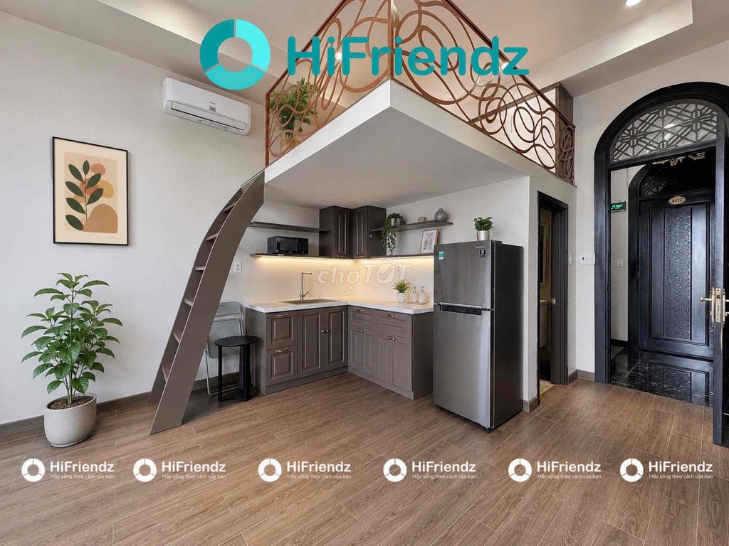 Projects of high-level apartments with balconies right through colleges: Uth, uef, vl3,