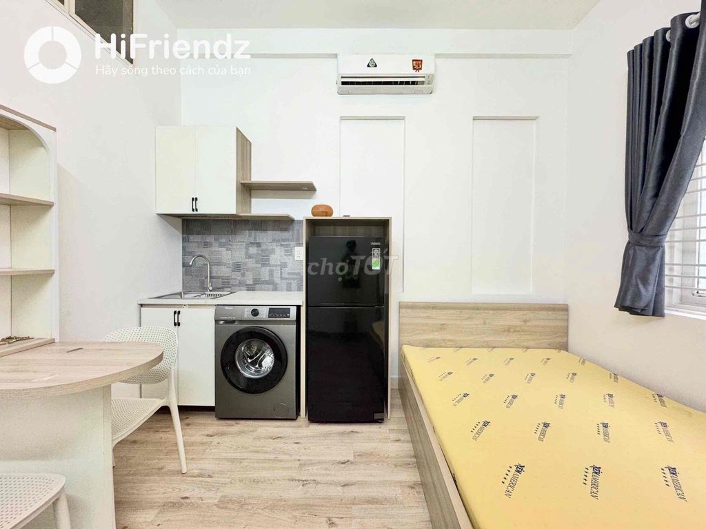 Sky Window Studio - Sư Vạn Hạnh - beautiful position in District 10