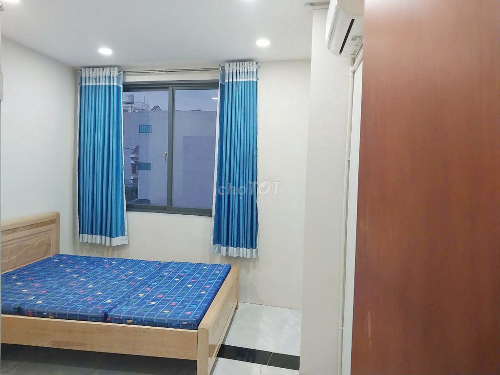 The 108th Street Hall is near the fpt, hitec, udf (2 million 8 28 m2)