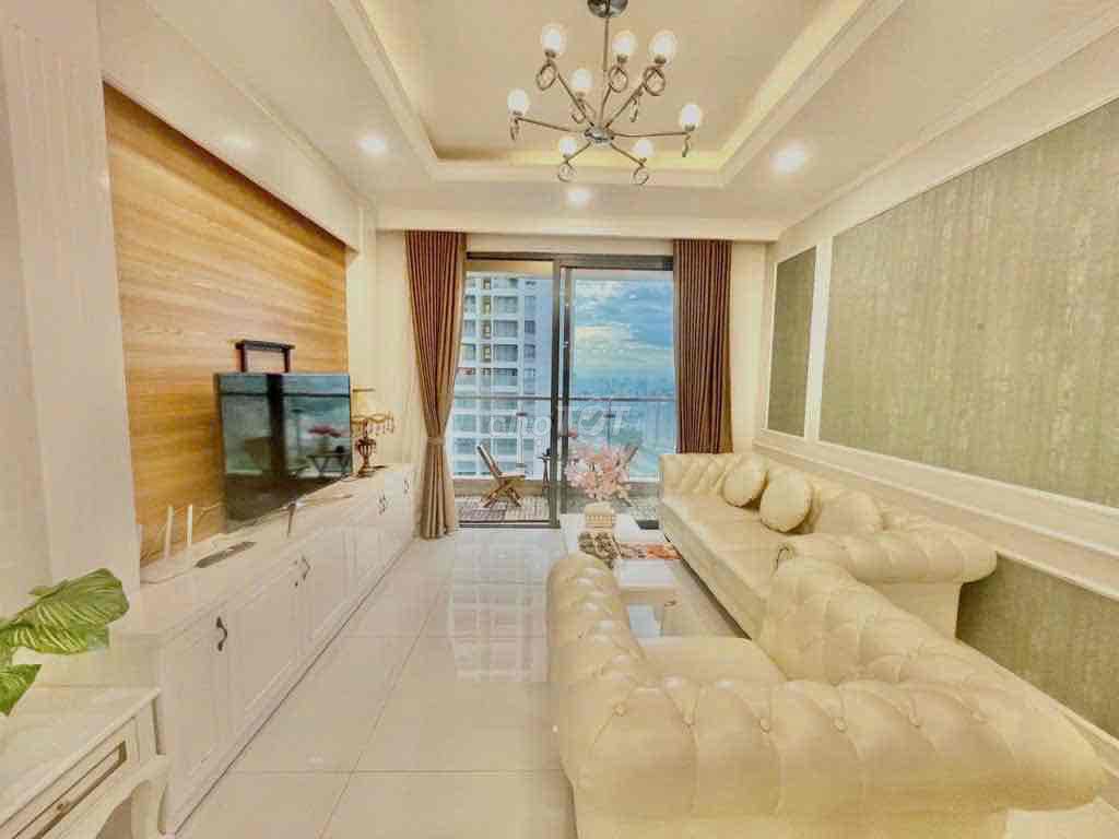 Two bedrooms 81 meters 2 full Gold View interior.