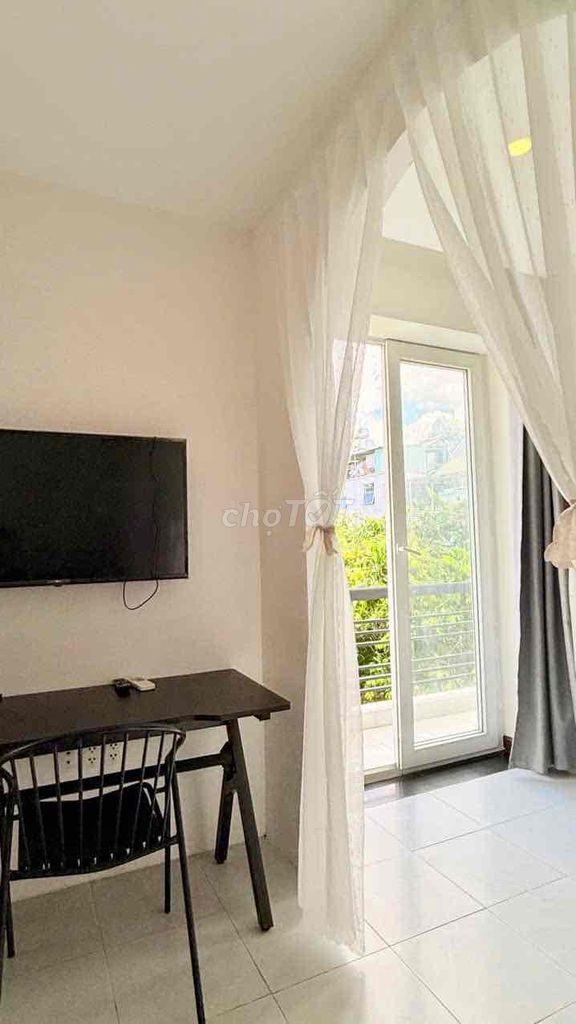 Hire the Marriage Room. A Full House Bedroom Near Remit, Tdtu, Ufy,Lofty