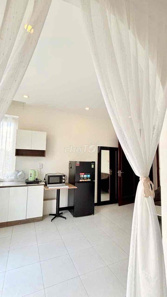 Hire the Marriage Room. A Full House Bedroom Near Remit, Tdtu, Ufy,Lofty
