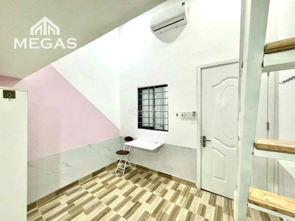 upper apartment 2 M - full furniture - private washing machine